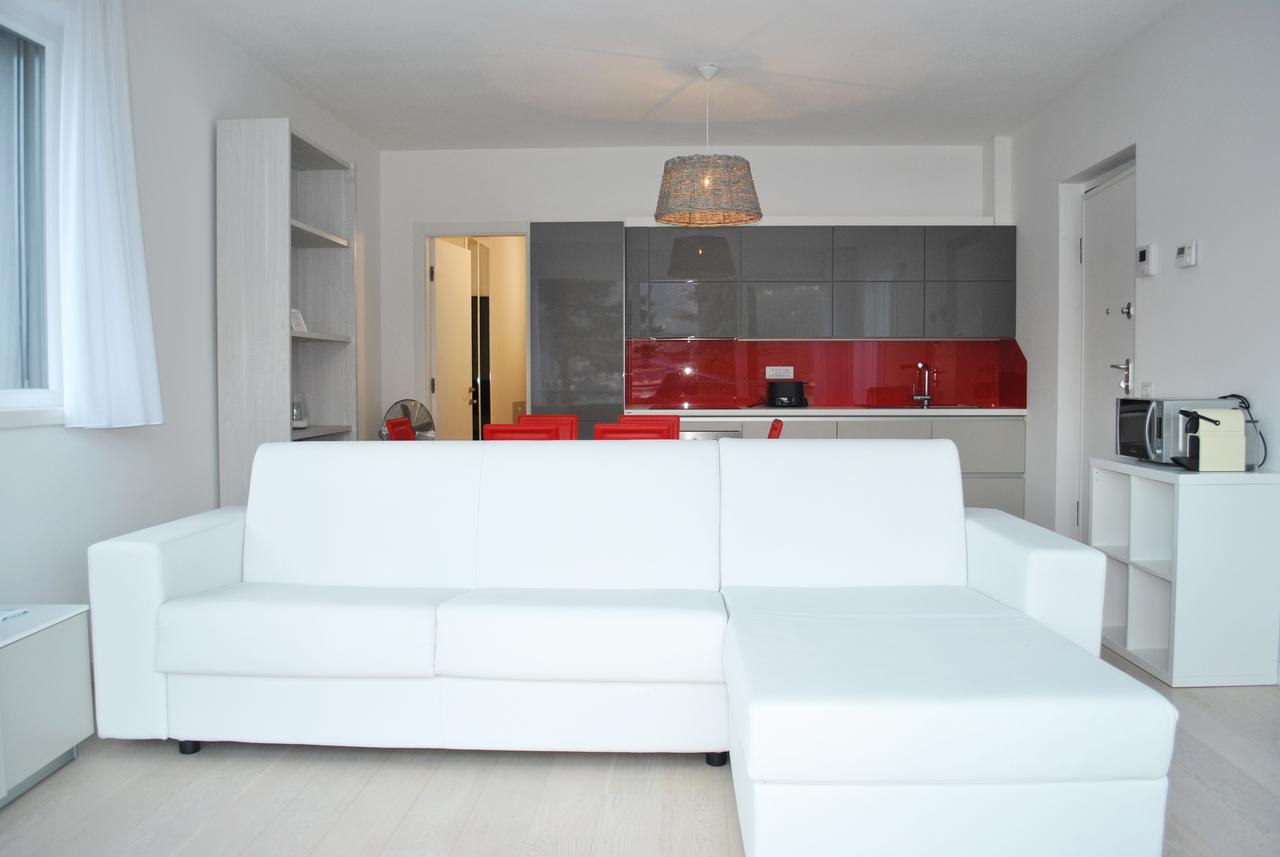 Baia Blu - Luxury Apartments With Pool Cremia Εξωτερικό φωτογραφία