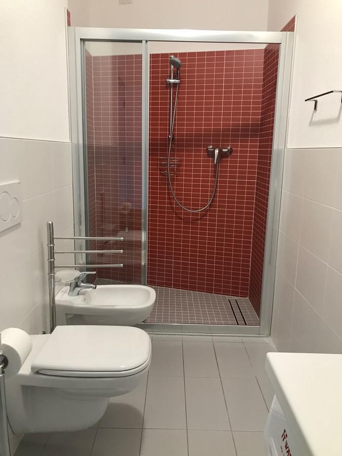 Baia Blu - Luxury Apartments With Pool Cremia Εξωτερικό φωτογραφία